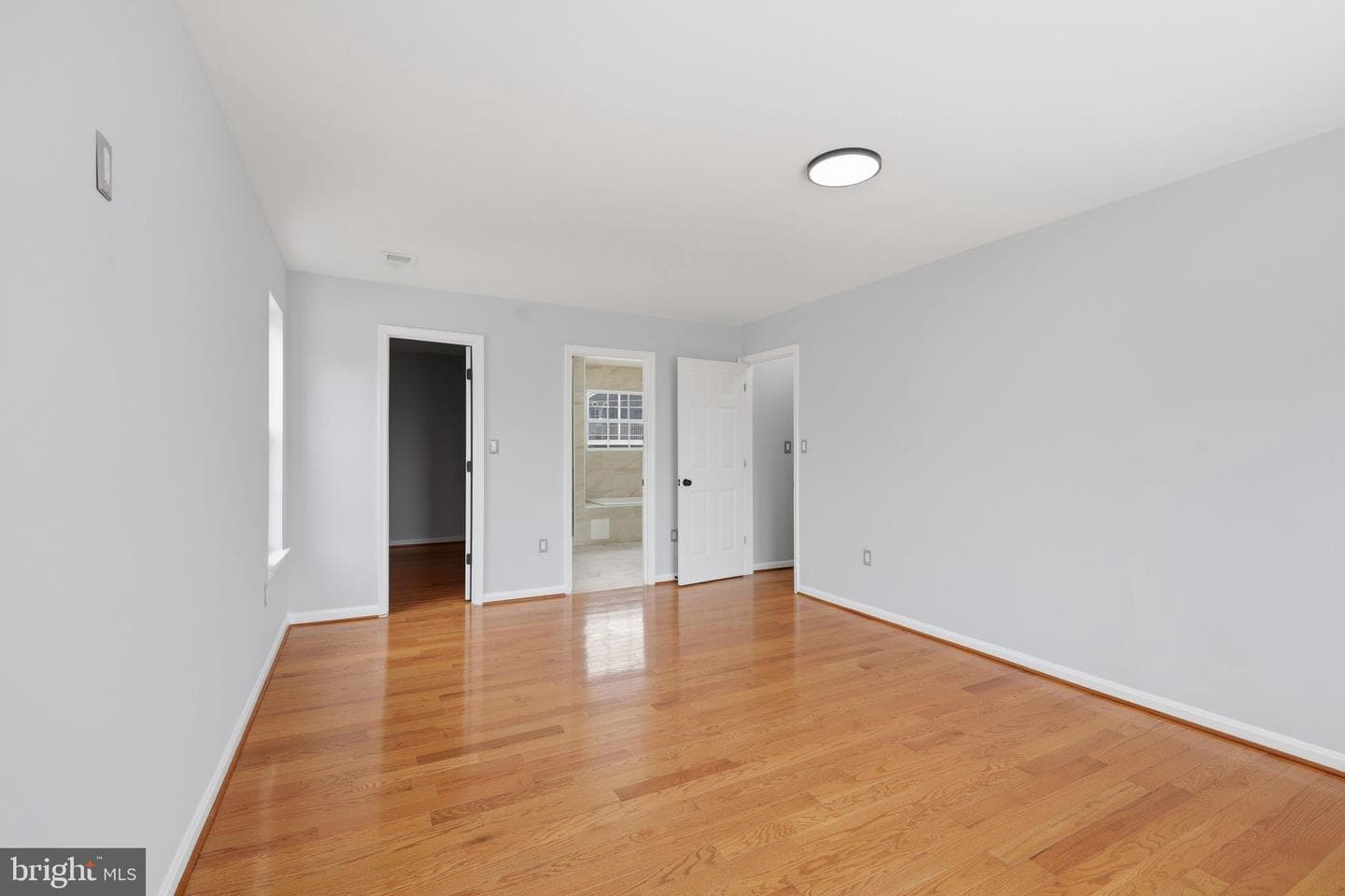 1811 Iverson Street photo 12
