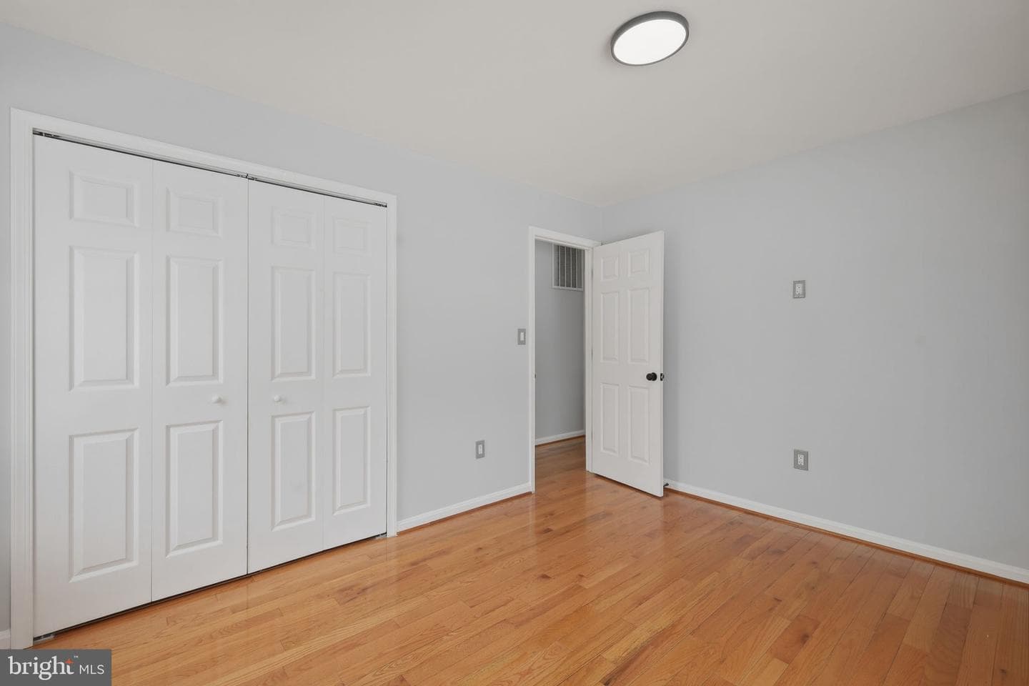 1811 Iverson Street photo 13