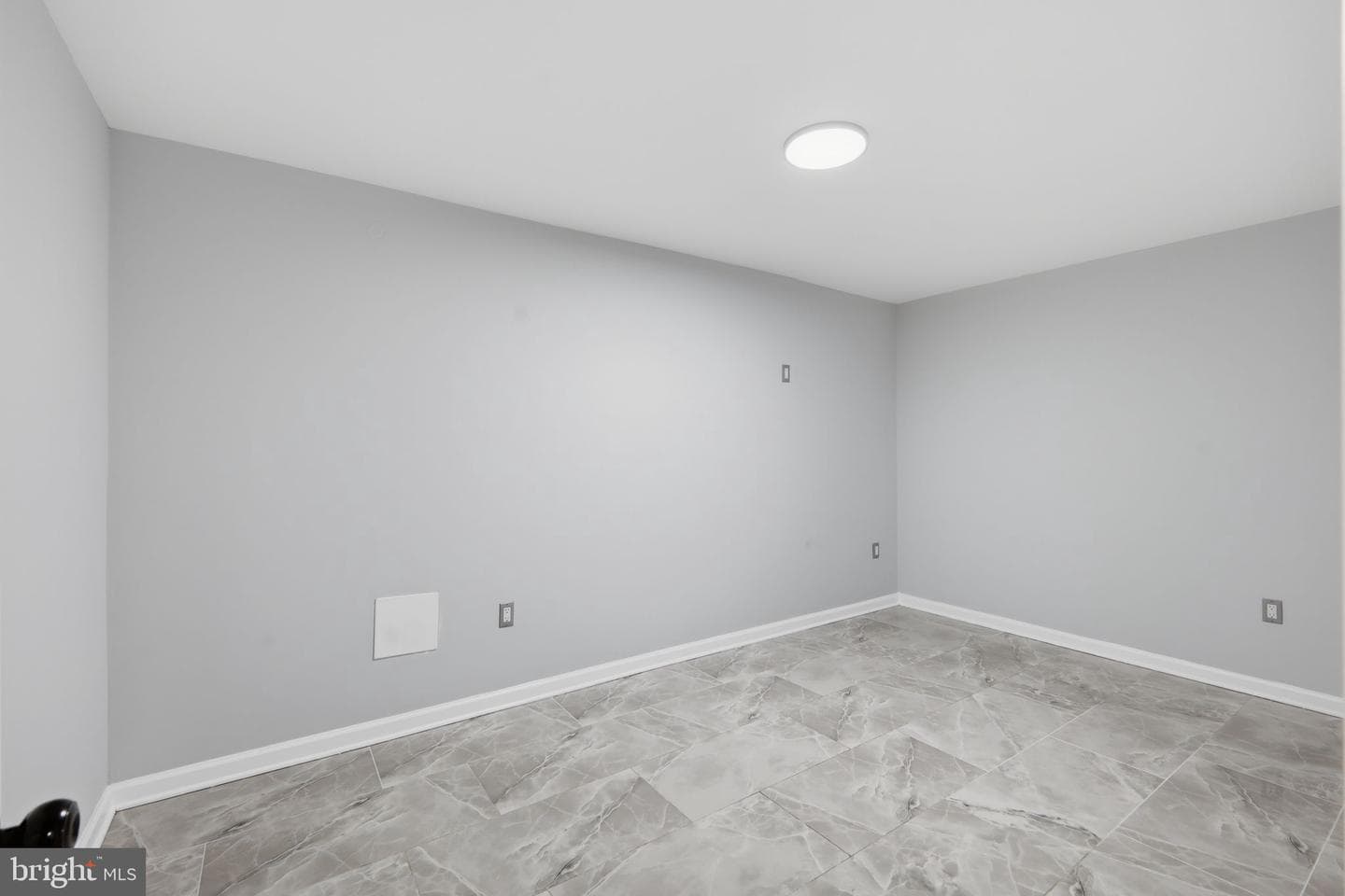 1811 Iverson Street photo 16