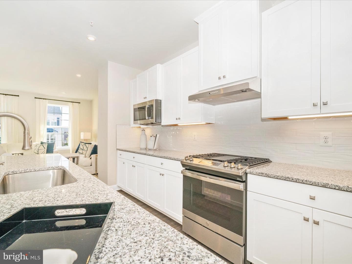 5609 Greenpoint Ln photo 18