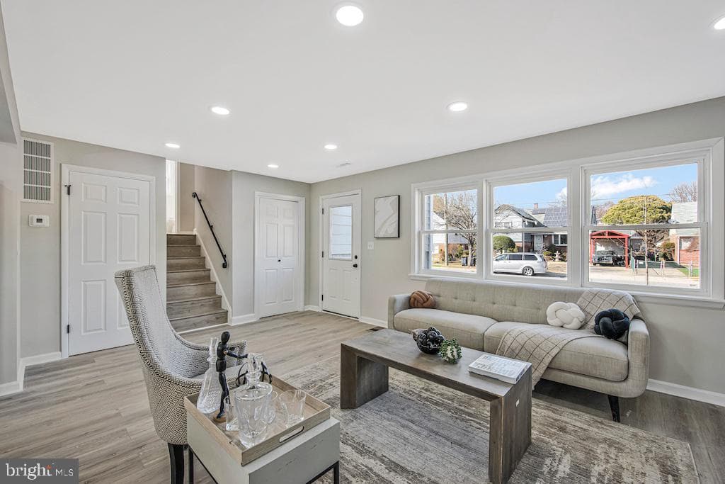2529 Avalon Place photo 4