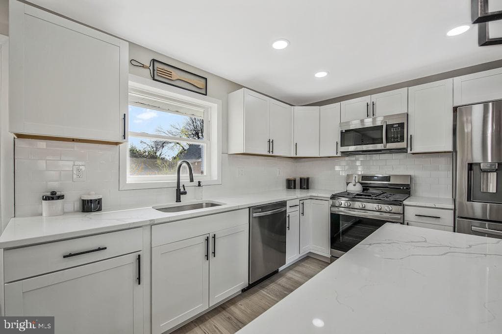 2529 Avalon Place photo 8
