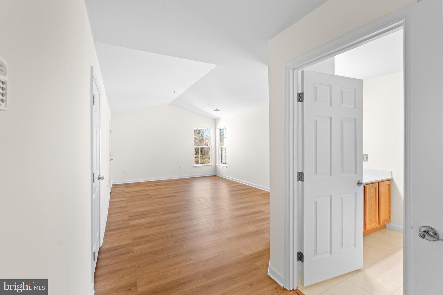 9602 Stuart Lane photo 26