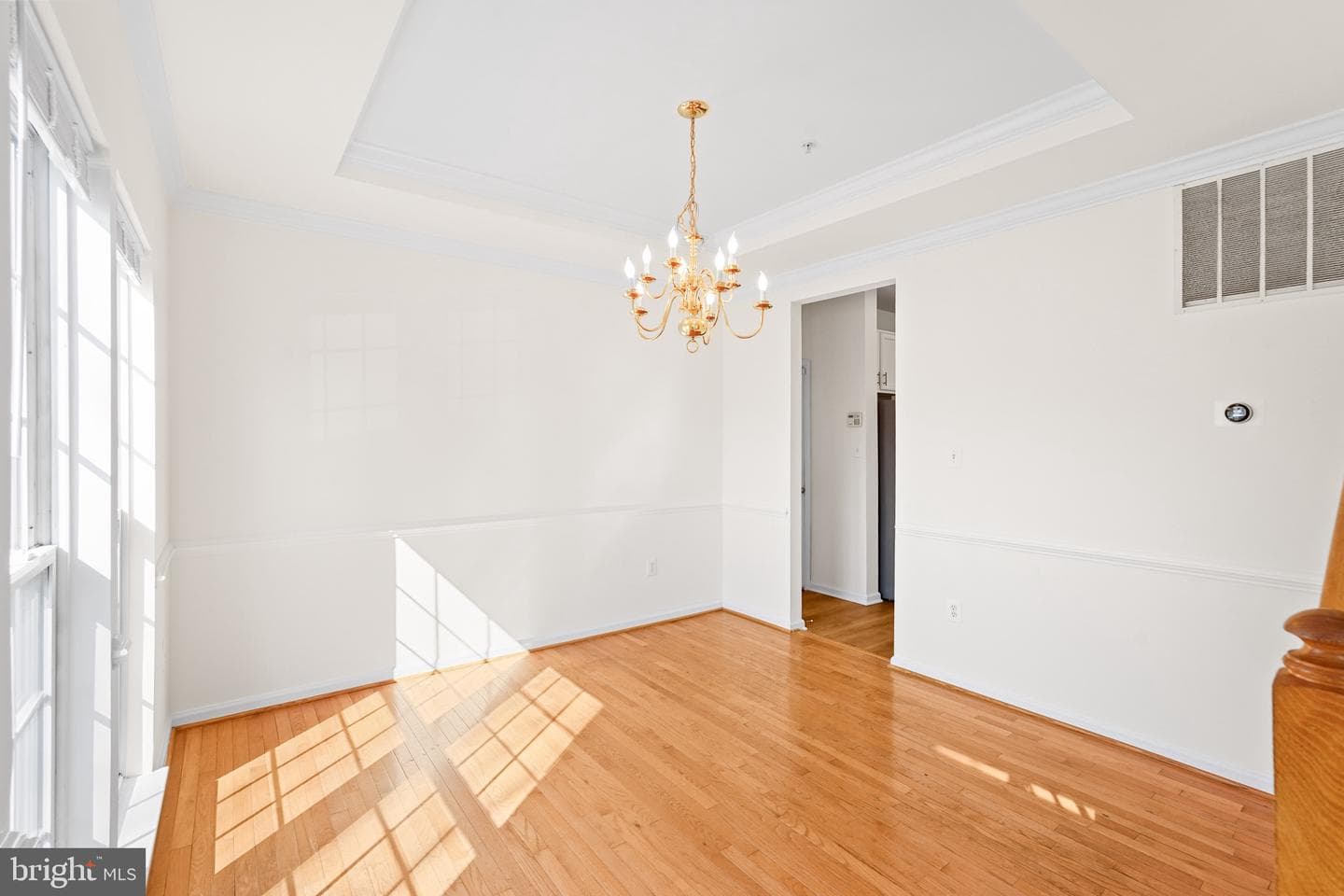 9602 Stuart Lane photo 8