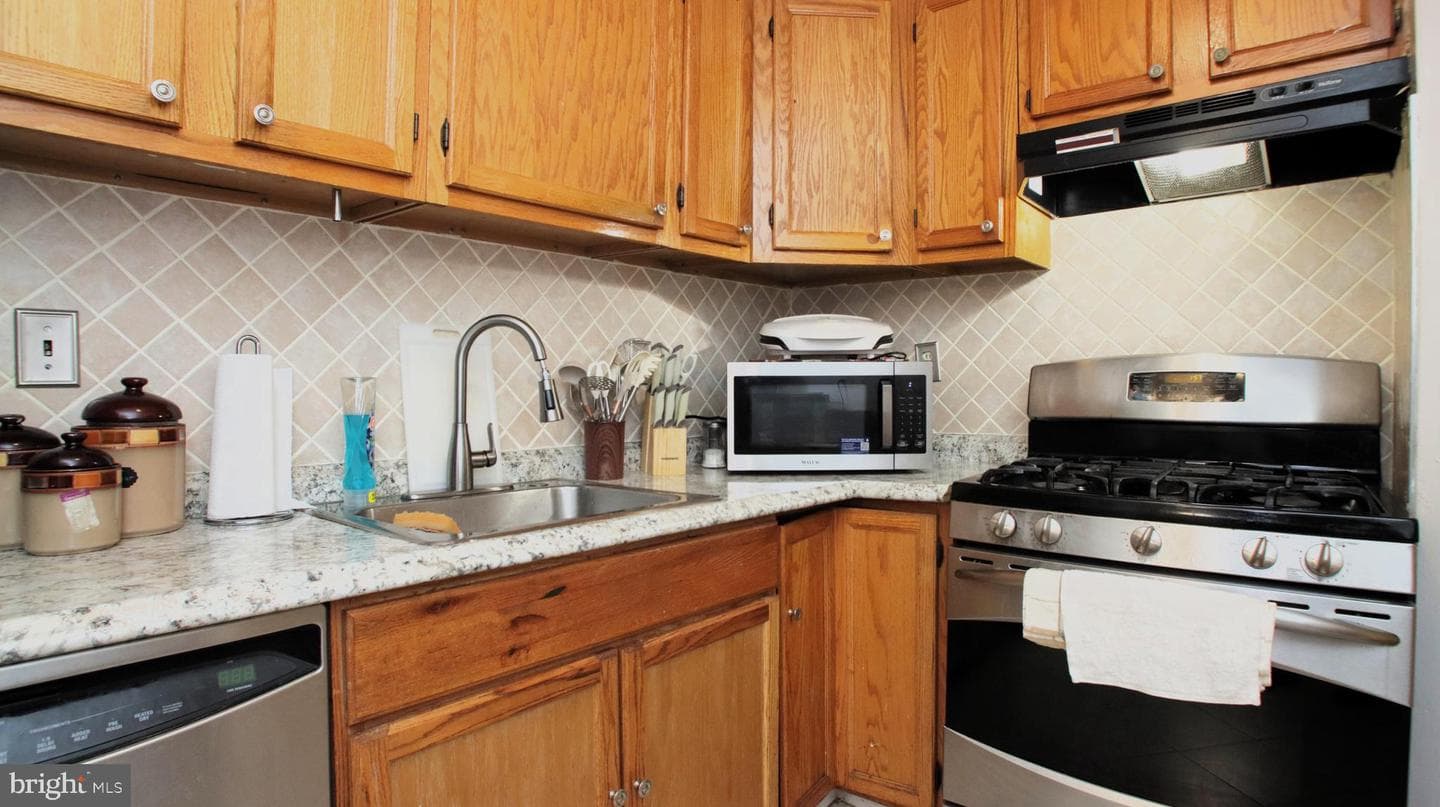 4505 Romlon Street #204 photo 8