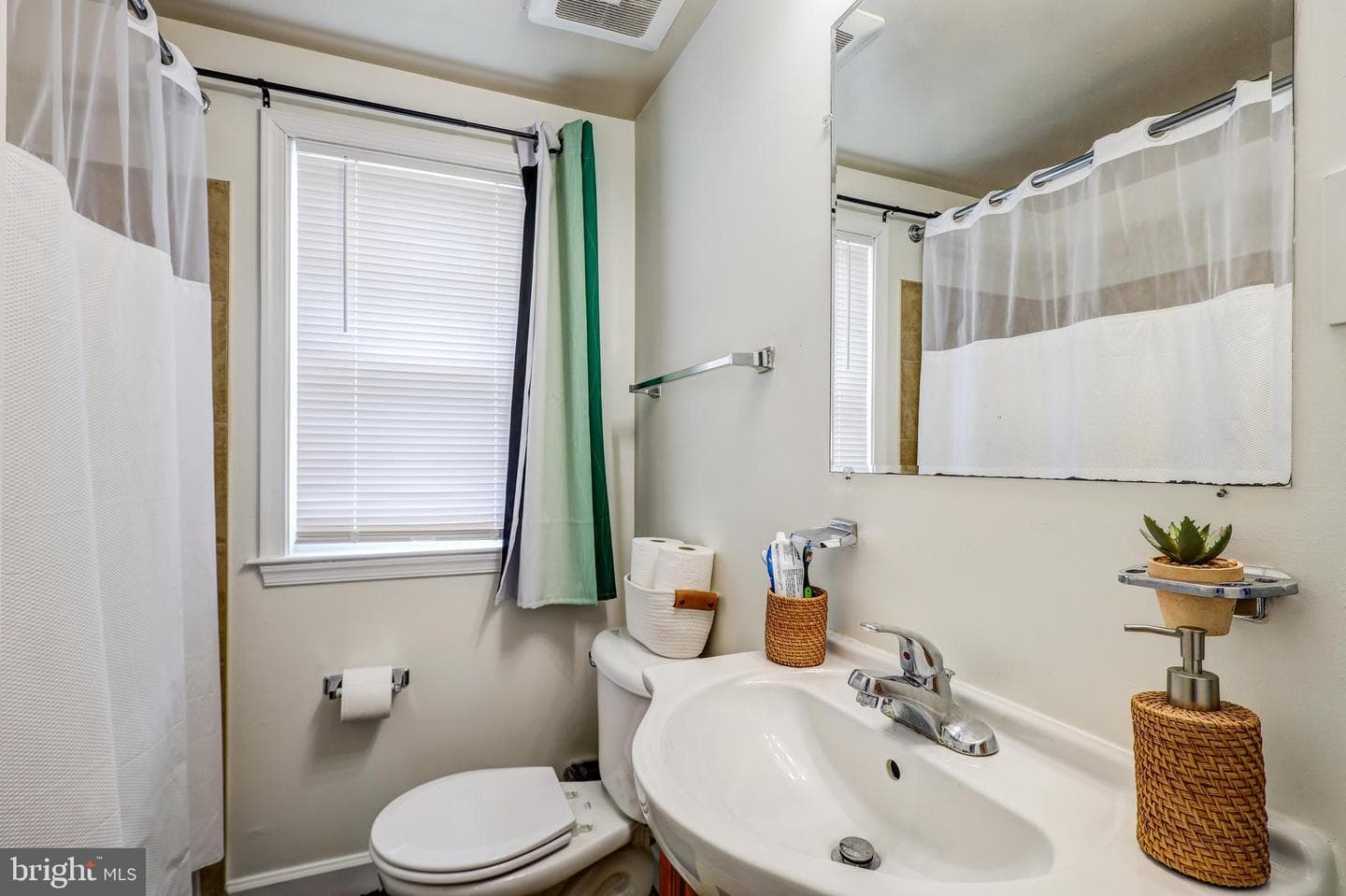 2512 Kent Village Drive photo 15