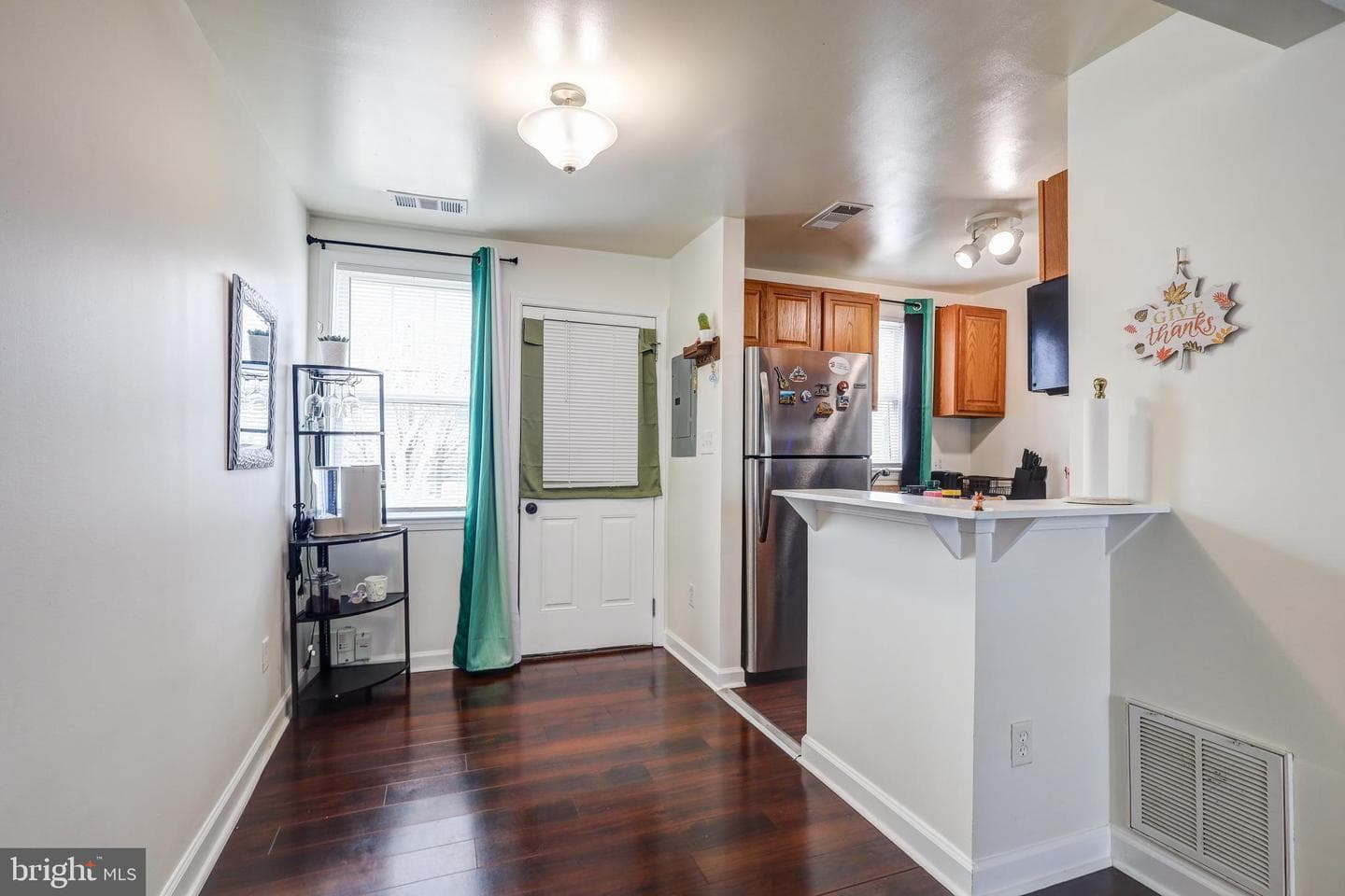 2512 Kent Village Drive photo 5