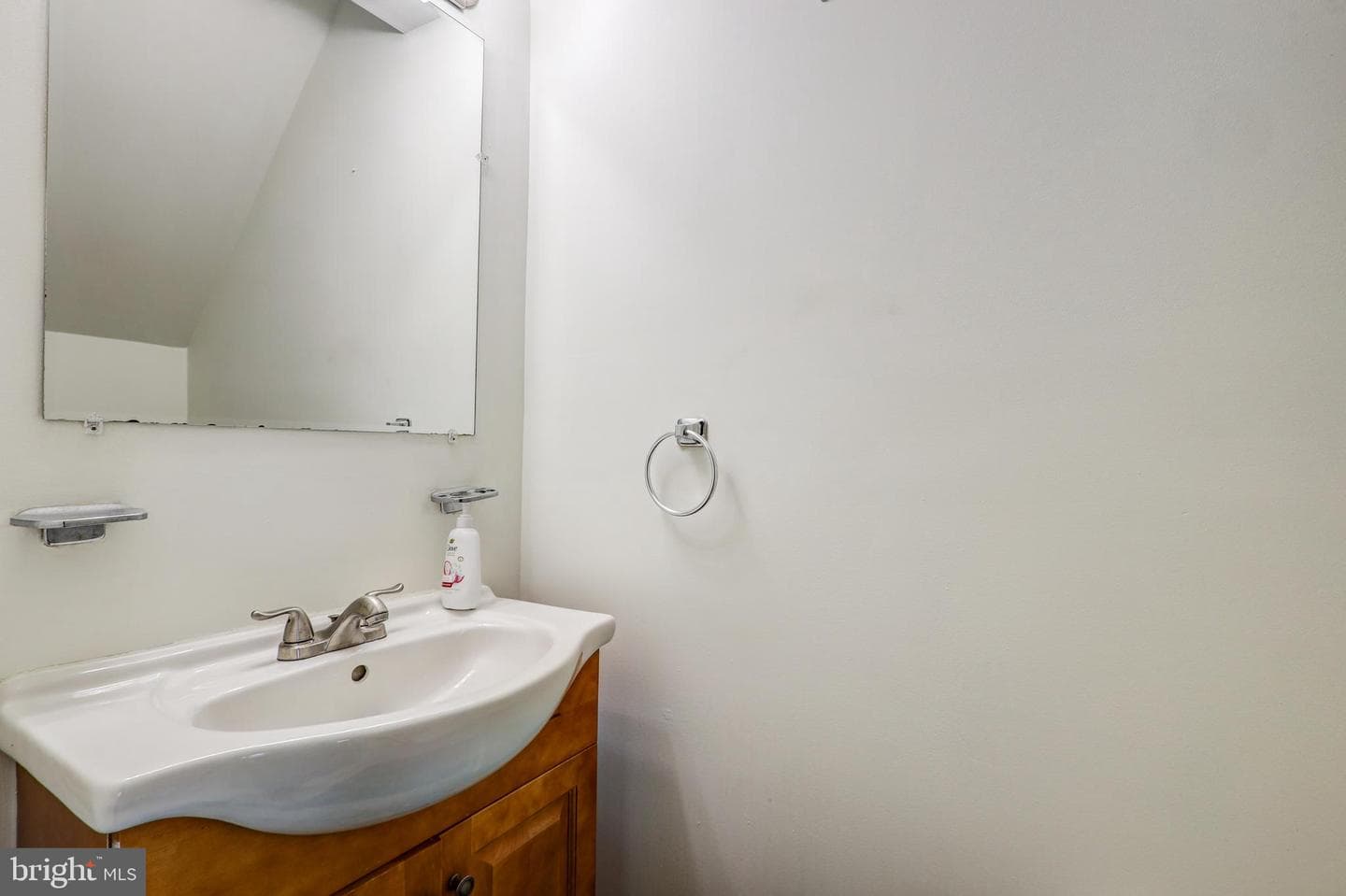 2512 Kent Village Drive photo 9