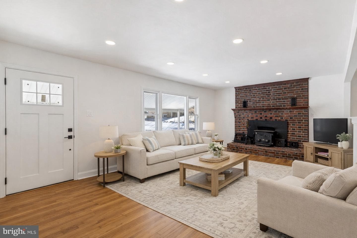 14813 Berry Road photo 2