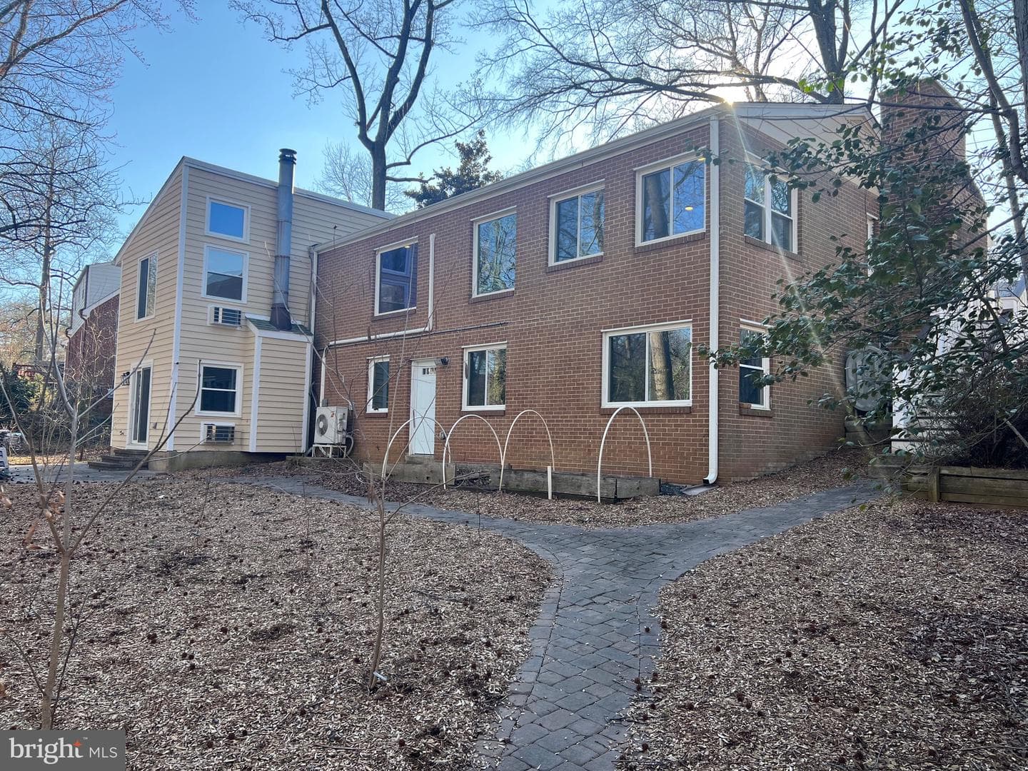 8 Lakeside Drive photo 27