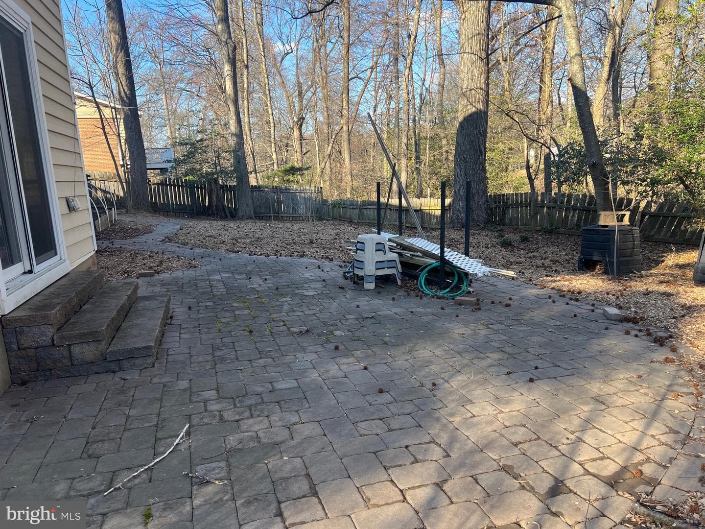 8 Lakeside Drive photo 28