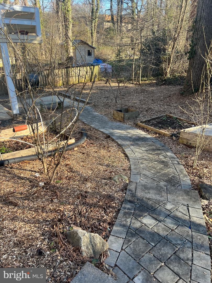 8 Lakeside Drive photo 30