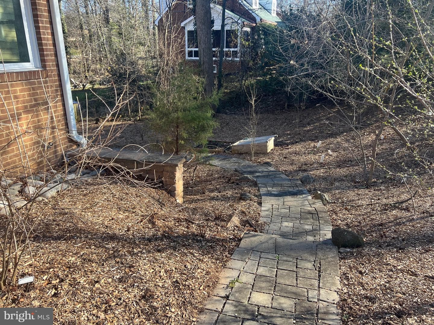 8 Lakeside Drive photo 31