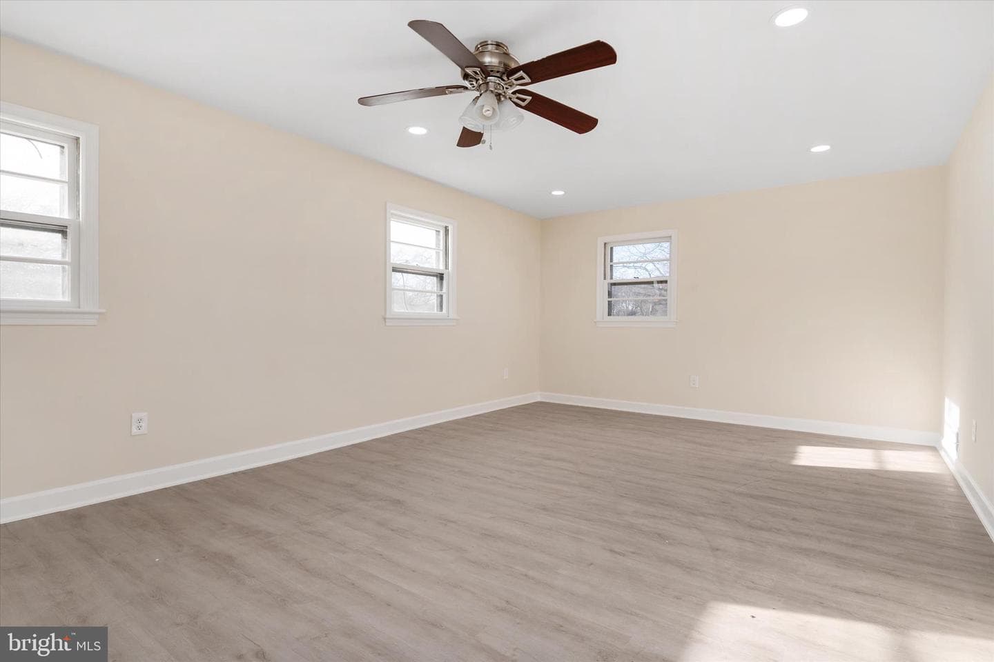 5009 Barto Avenue photo 20