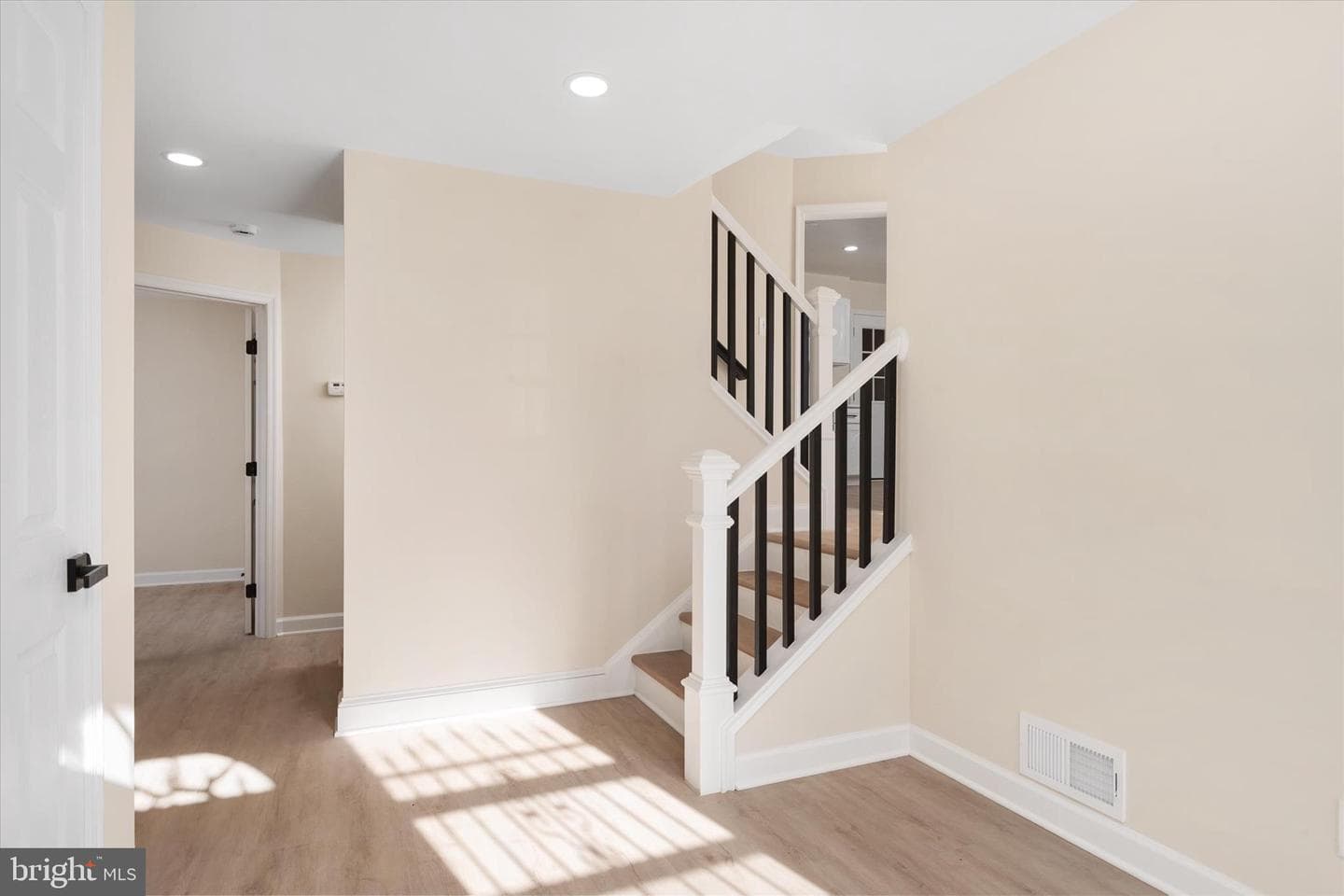 5009 Barto Avenue photo 3