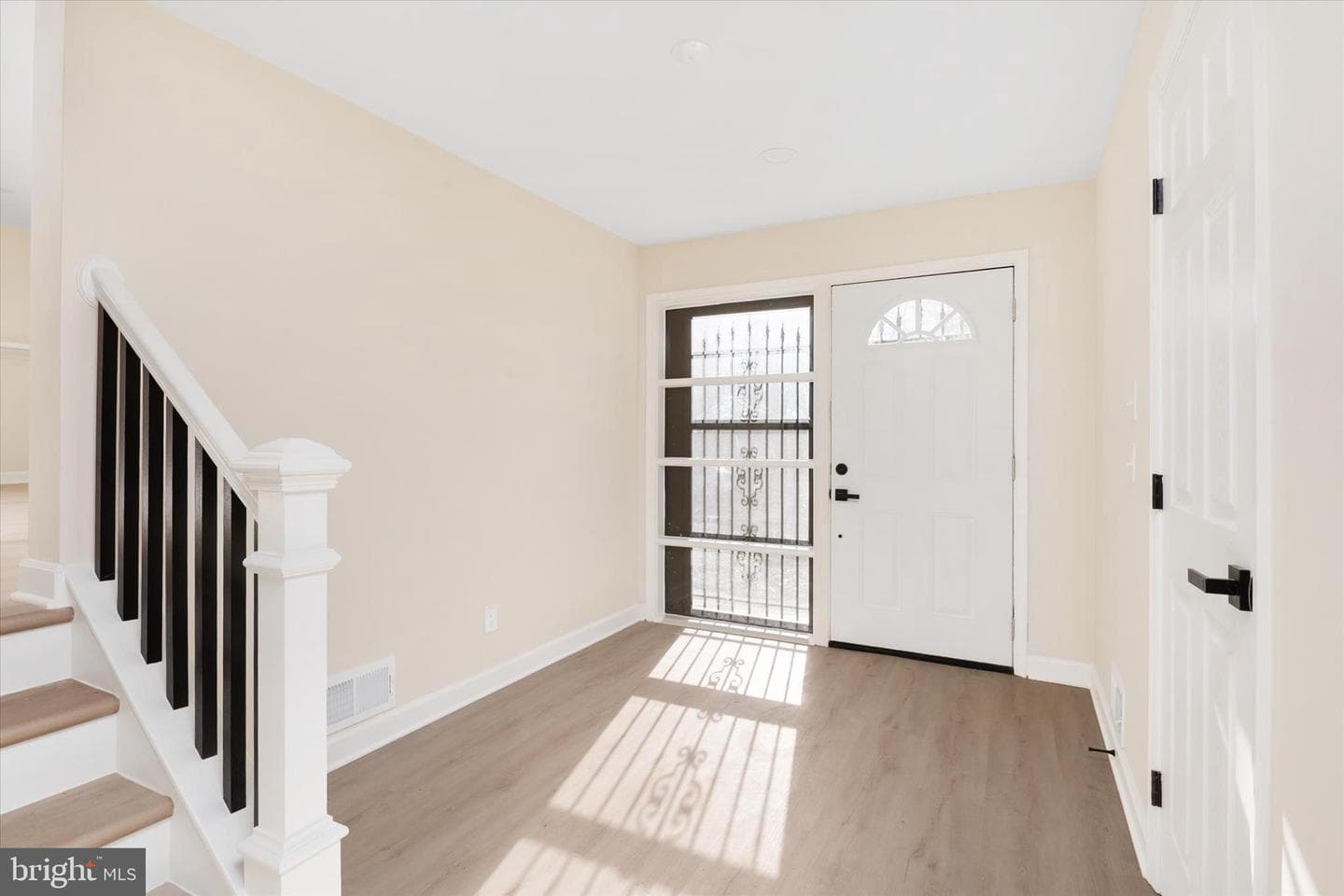 5009 Barto Avenue photo 4