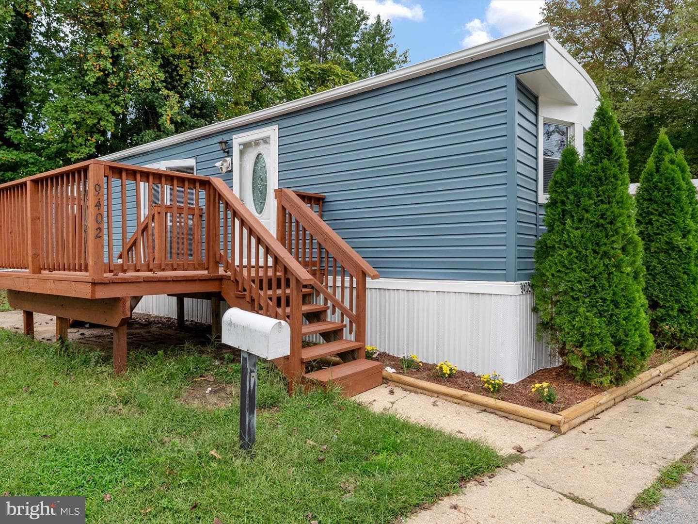 9402 Beech Park Street photo 4
