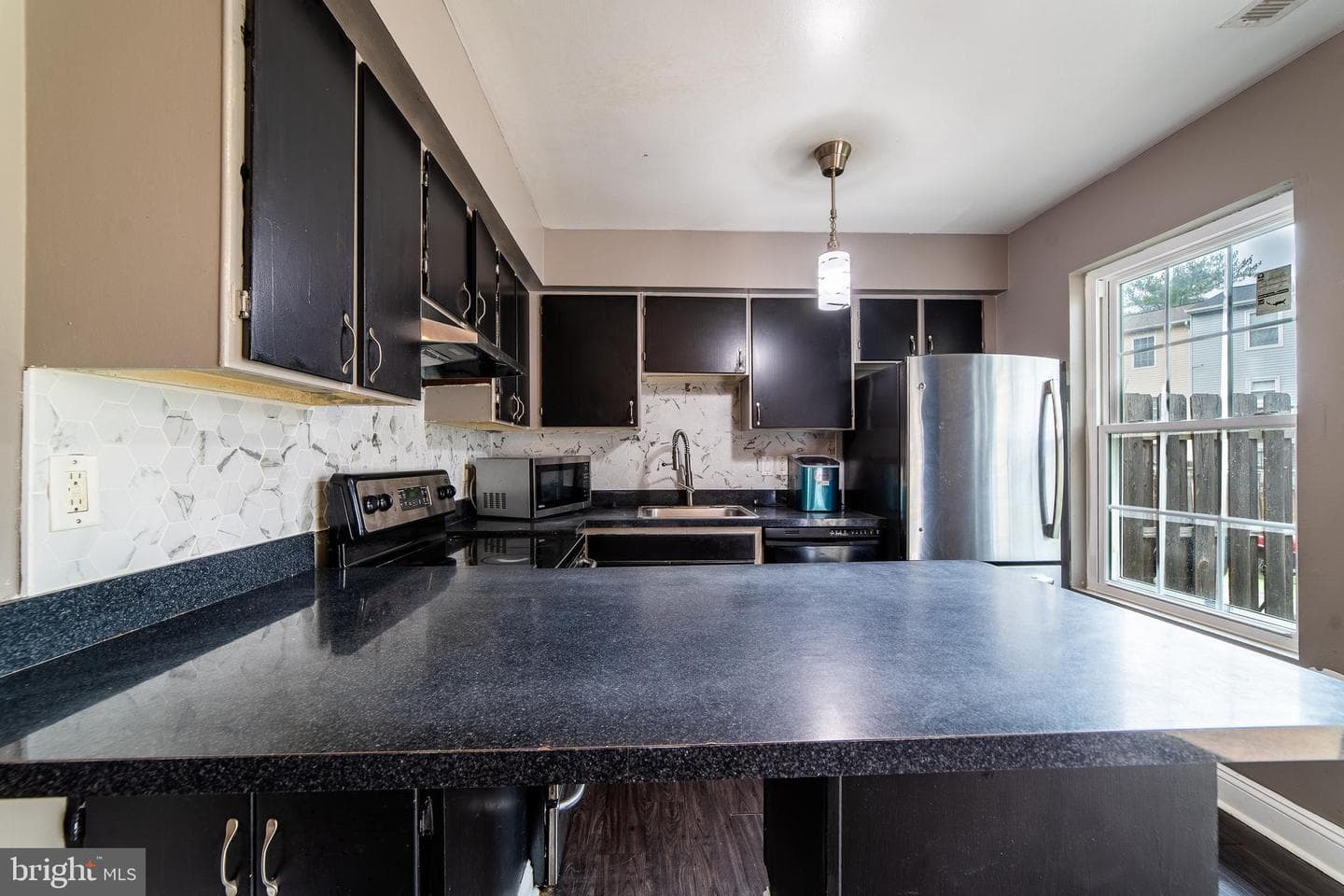 5936 Applegarth Place photo 11