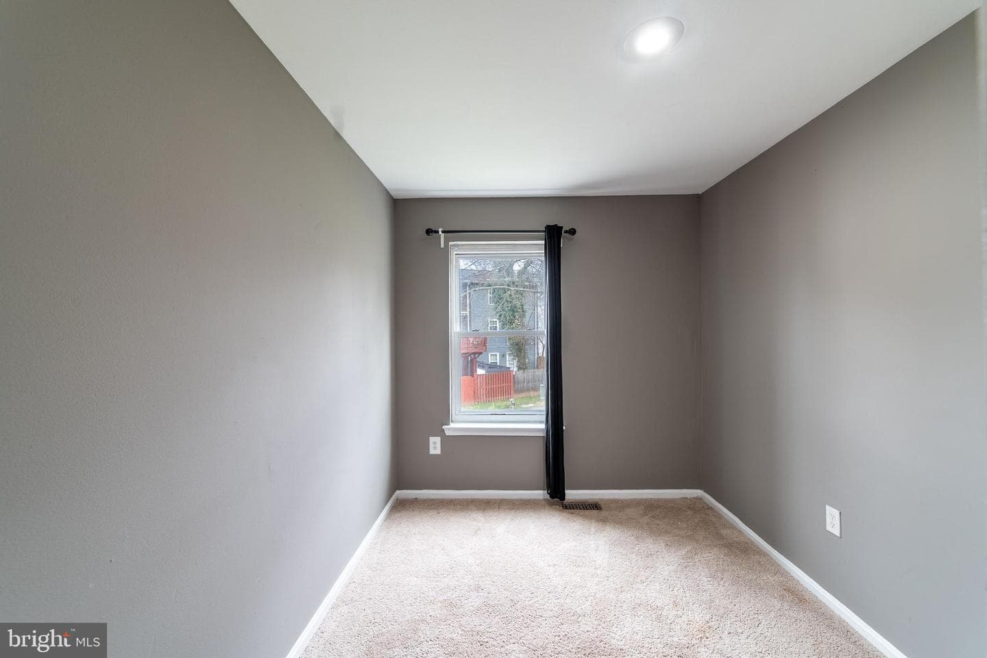 5936 Applegarth Place photo 20