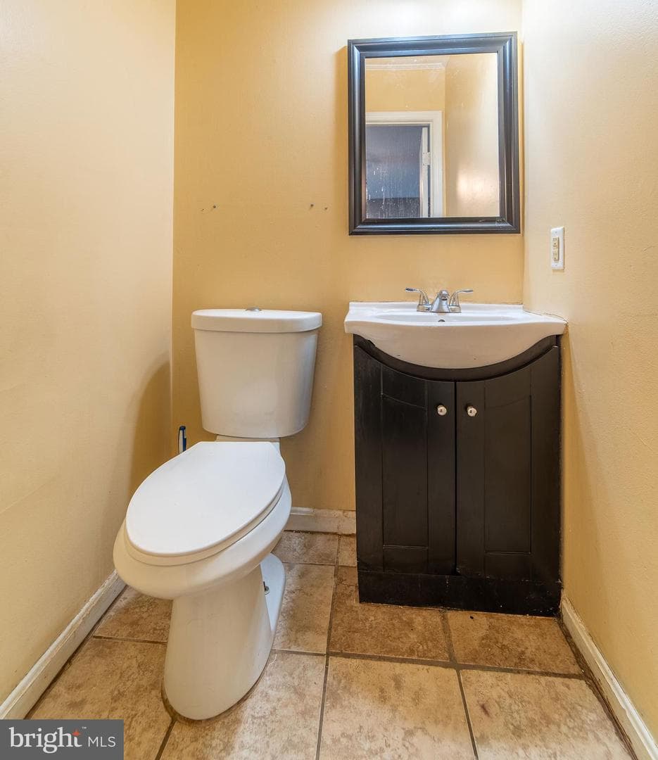 5936 Applegarth Place photo 24