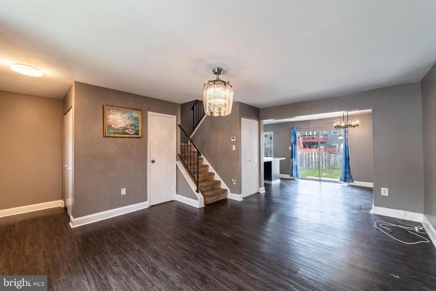 5936 Applegarth Place photo 3