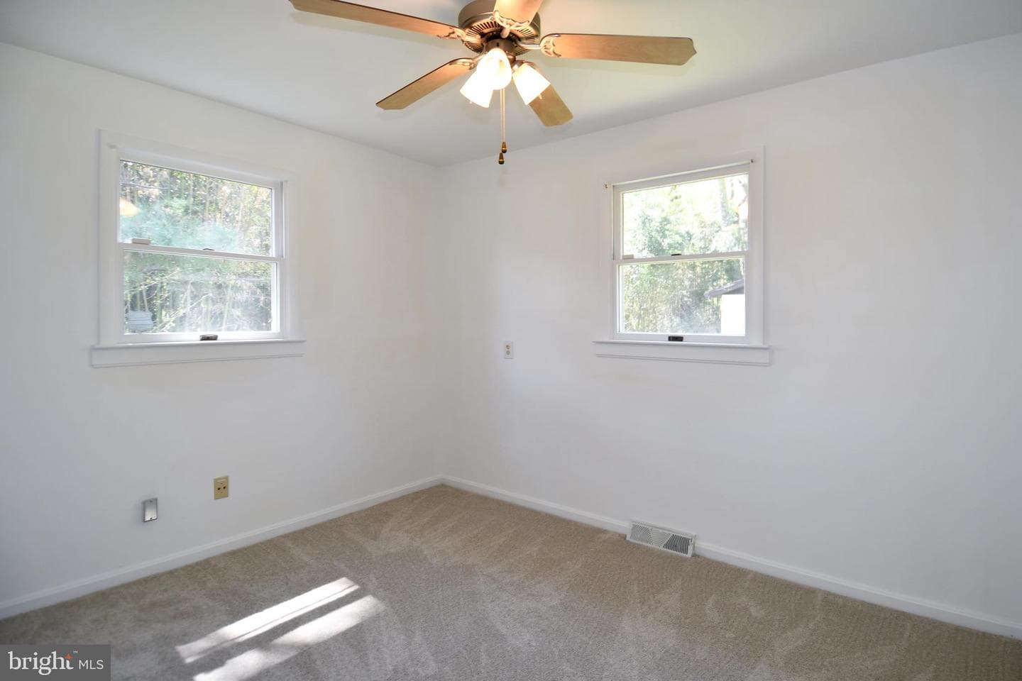 14405 Duckett Road photo 27