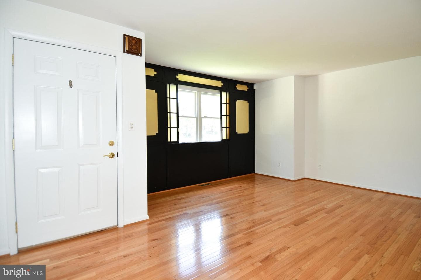 14405 Duckett Road photo 4