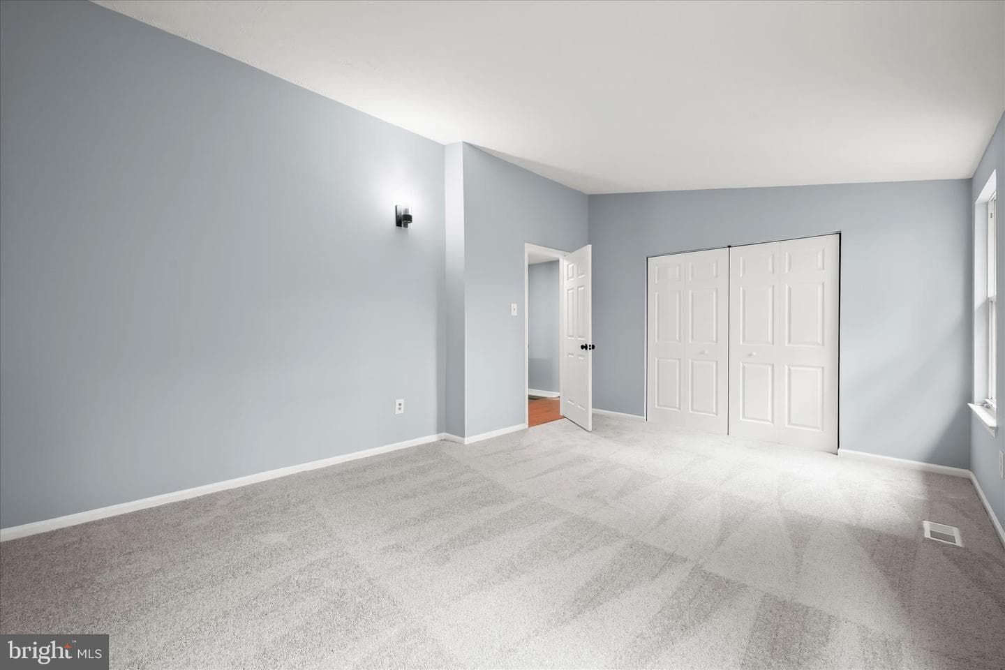 8108 Mandan Terrace photo 21