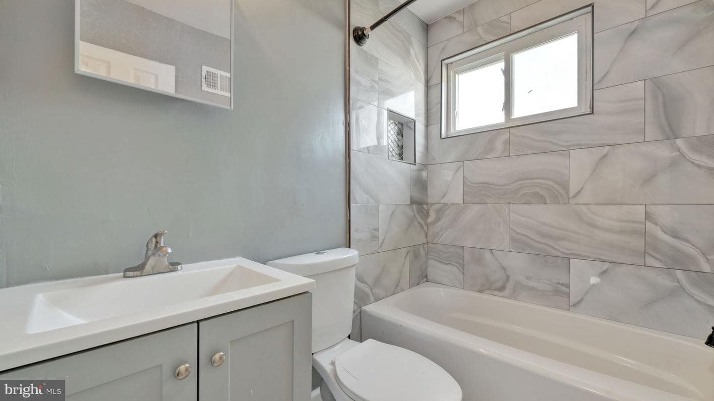 3879 26th Avenue photo 10
