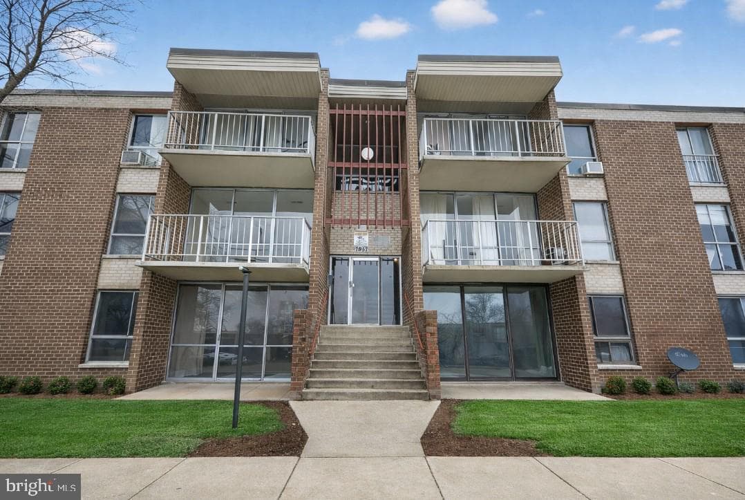 7957 Riggs Road #11, Hyattsville