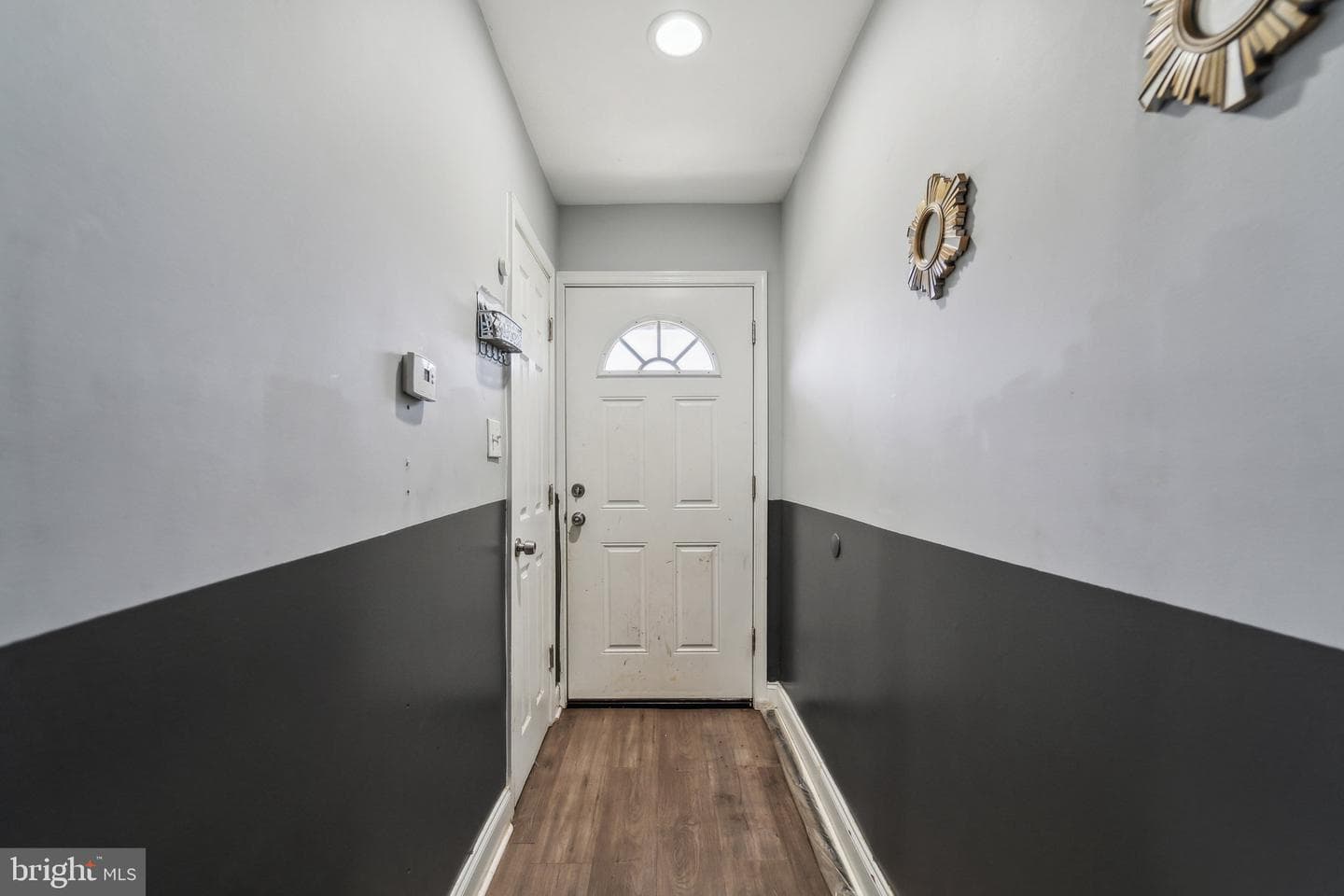 818 Neptune Avenue photo 3