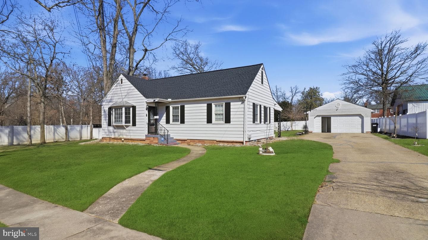 1211 Snowden Place