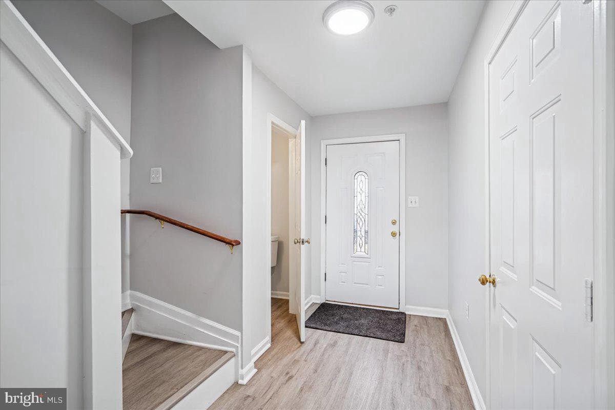 7029 Migliori Court photo 16