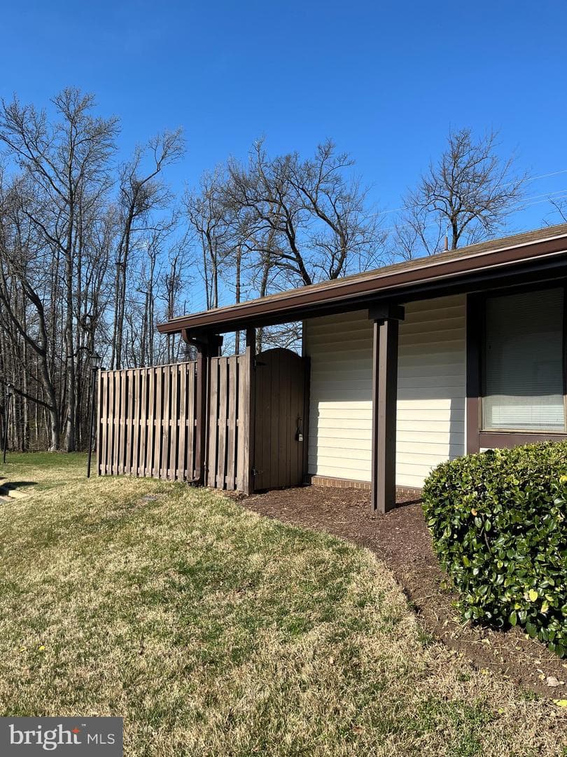 10172 Scotch Hill Drive photo 9