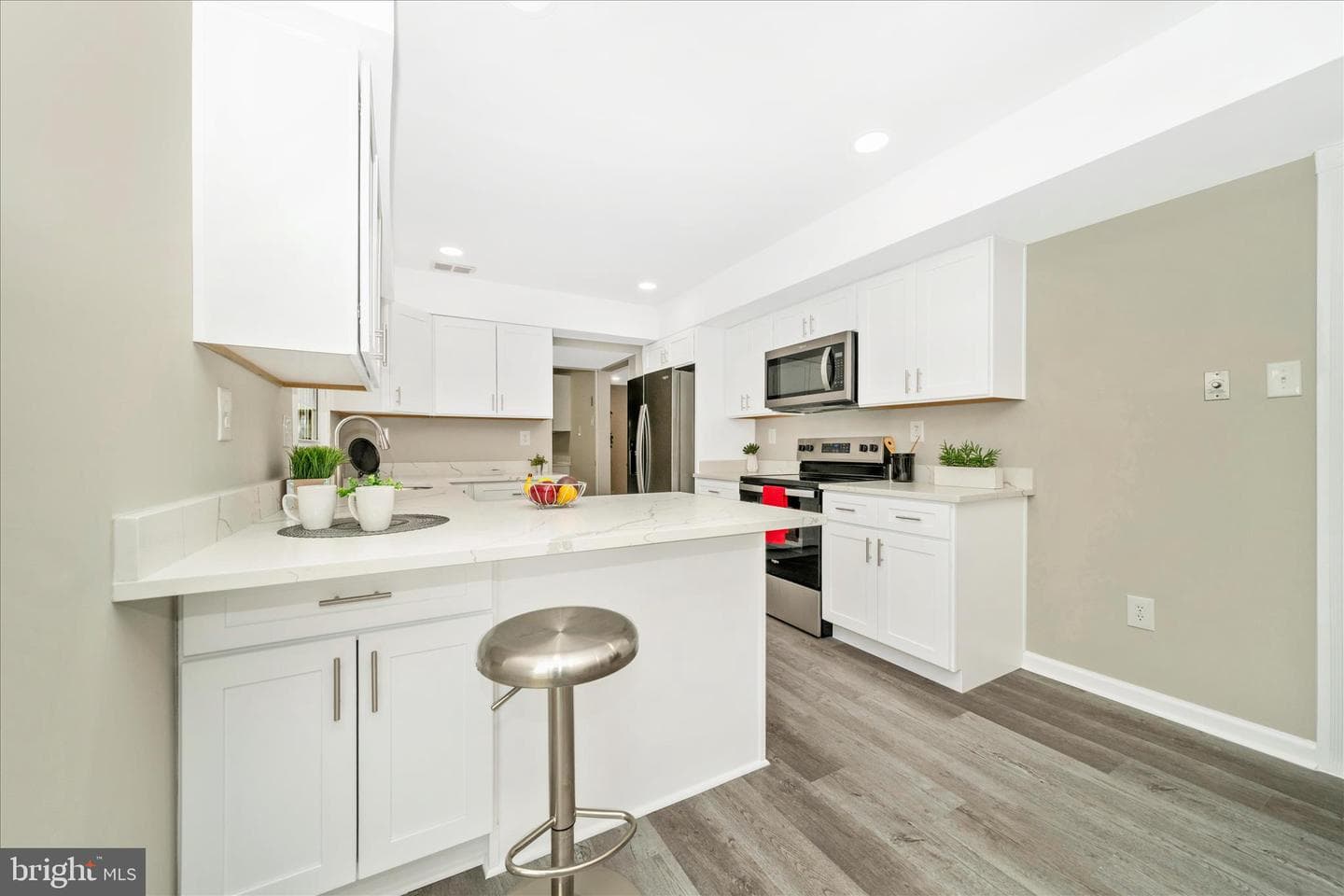 12209 Rolling Hill Lane photo 8