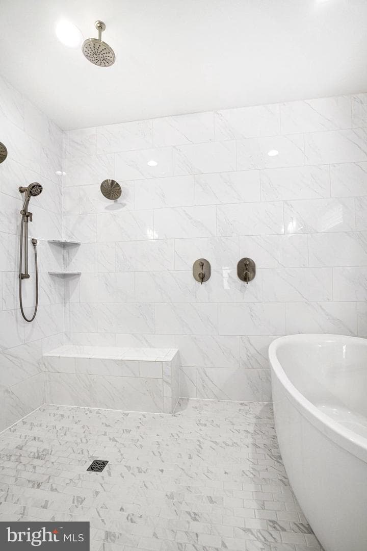 600 Halsey Way photo 32