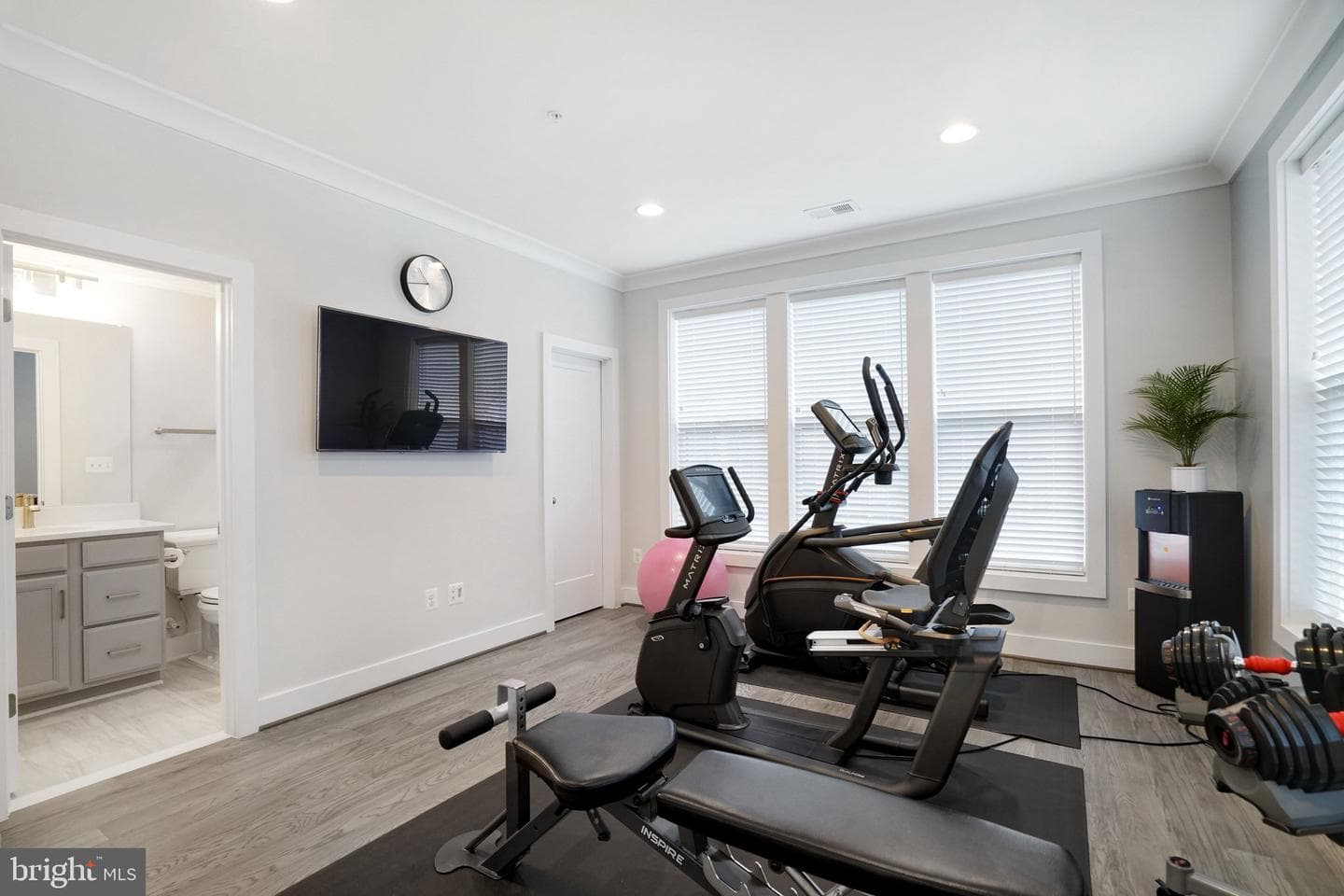 600 Halsey Way photo 36