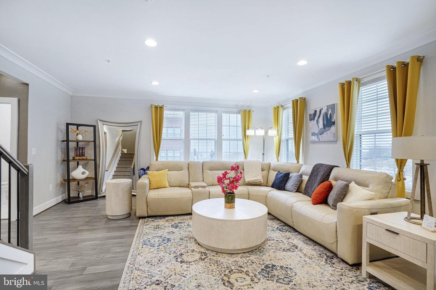 600 Halsey Way photo 8