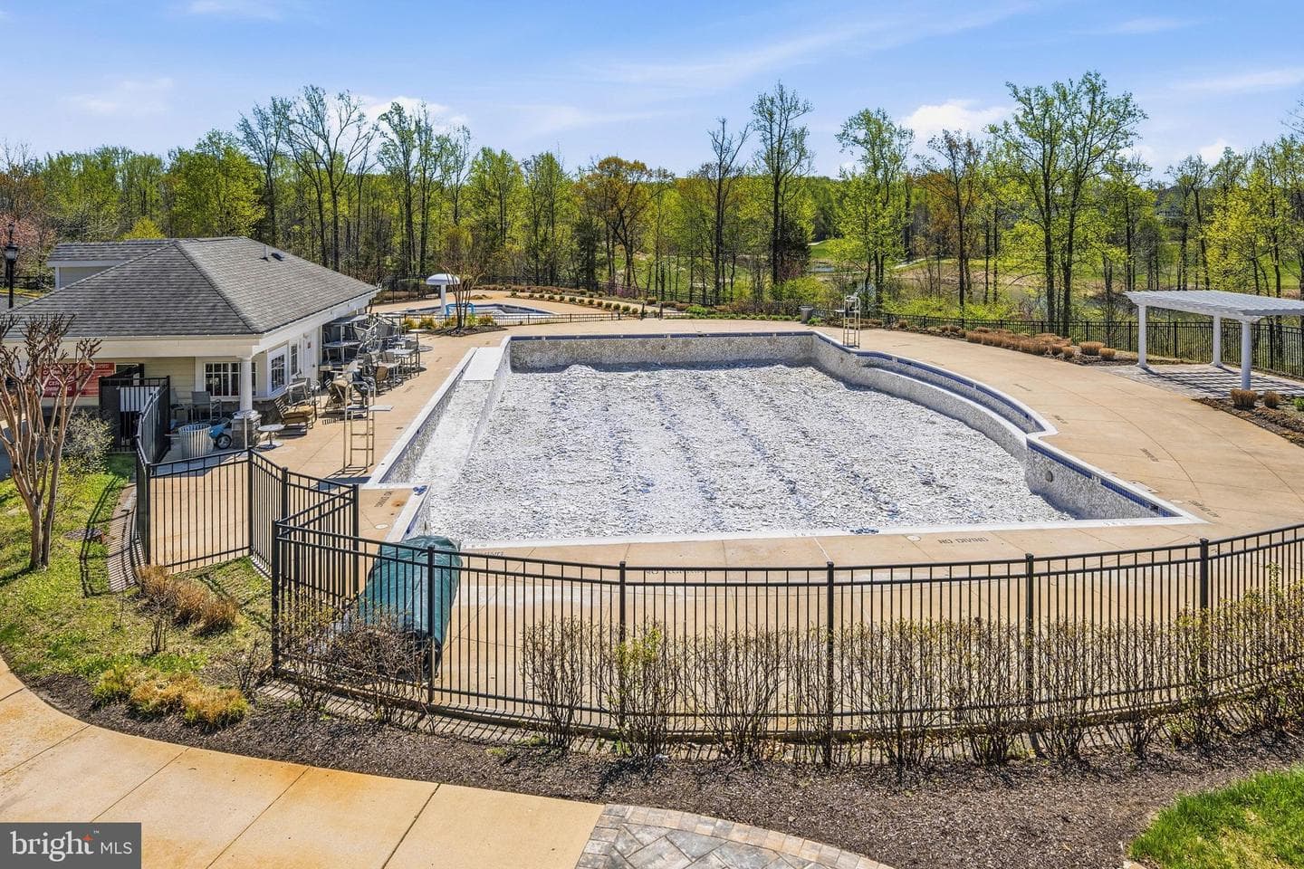 15610 Beech Tree Parkway photo 46