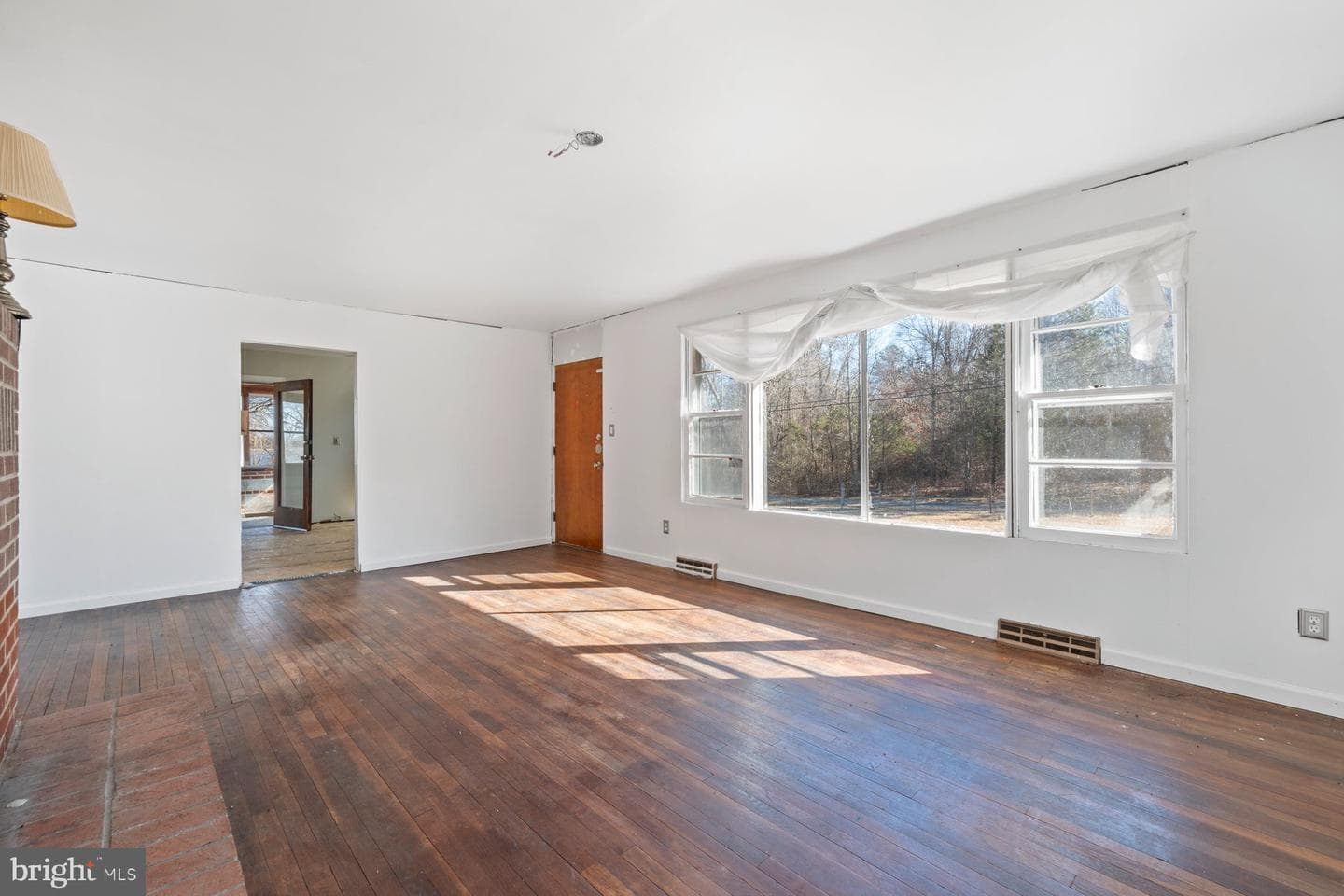 22908 Paul Dunbar Avenue photo 15