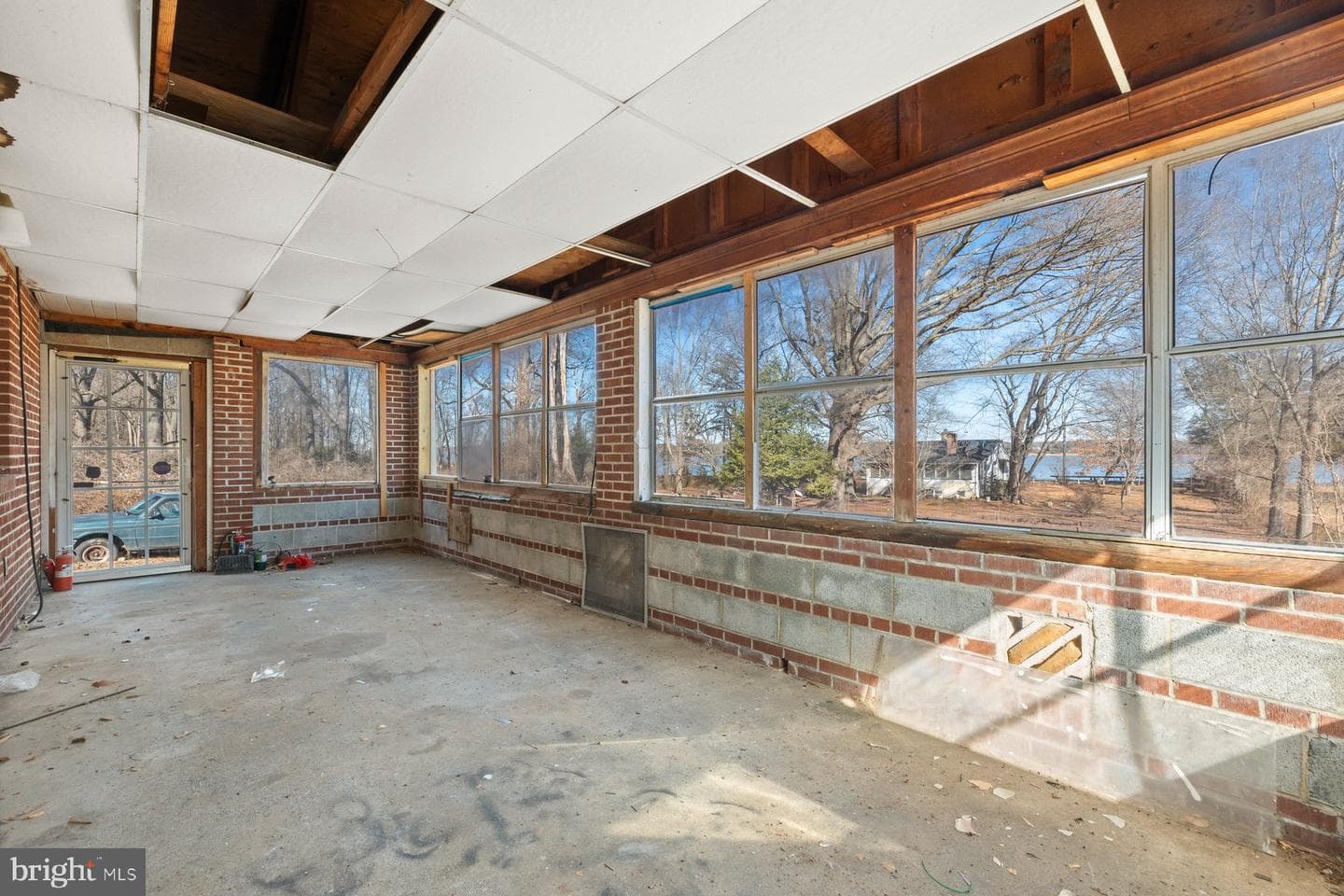 22908 Paul Dunbar Avenue photo 19