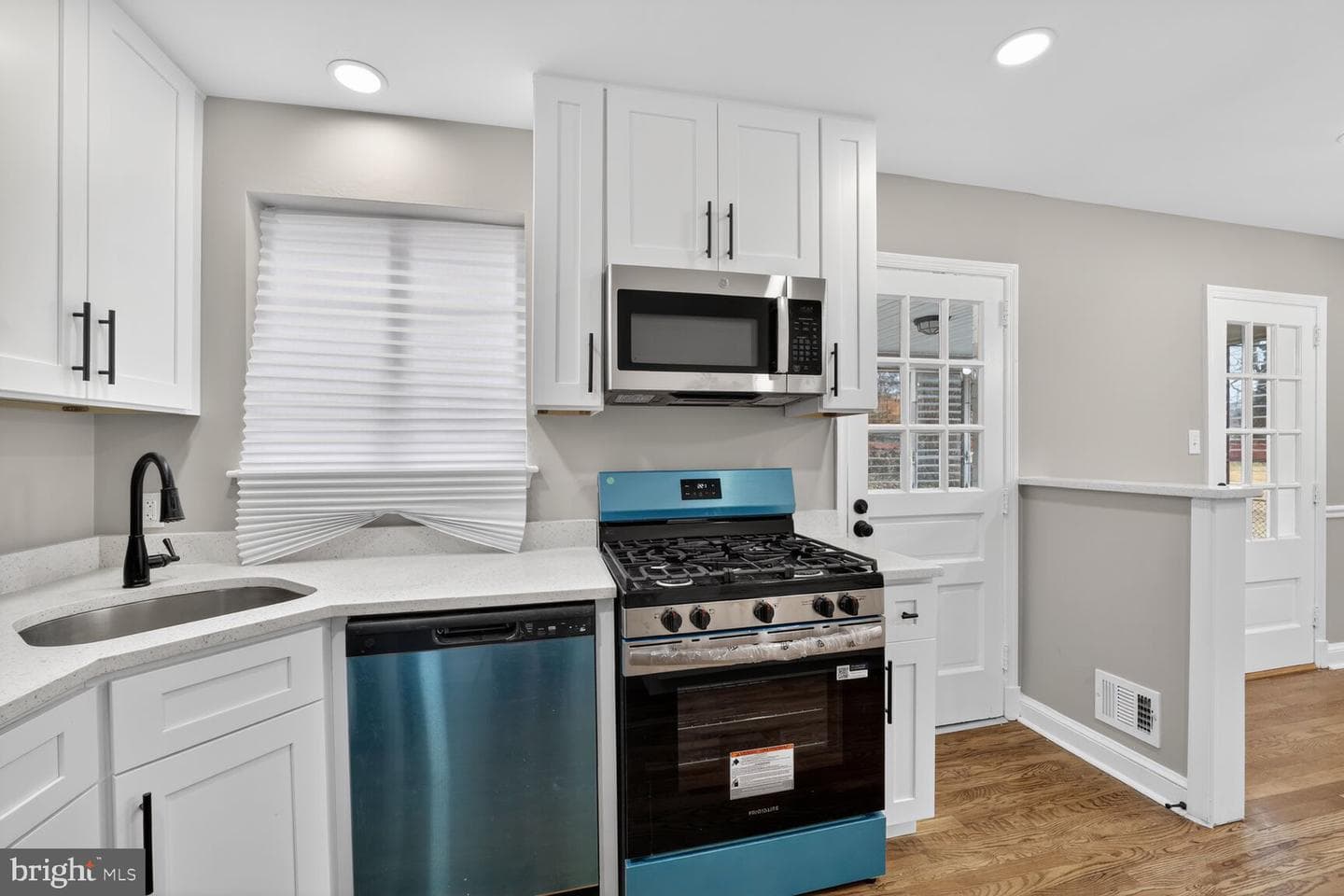 2511 Afton Street photo 6