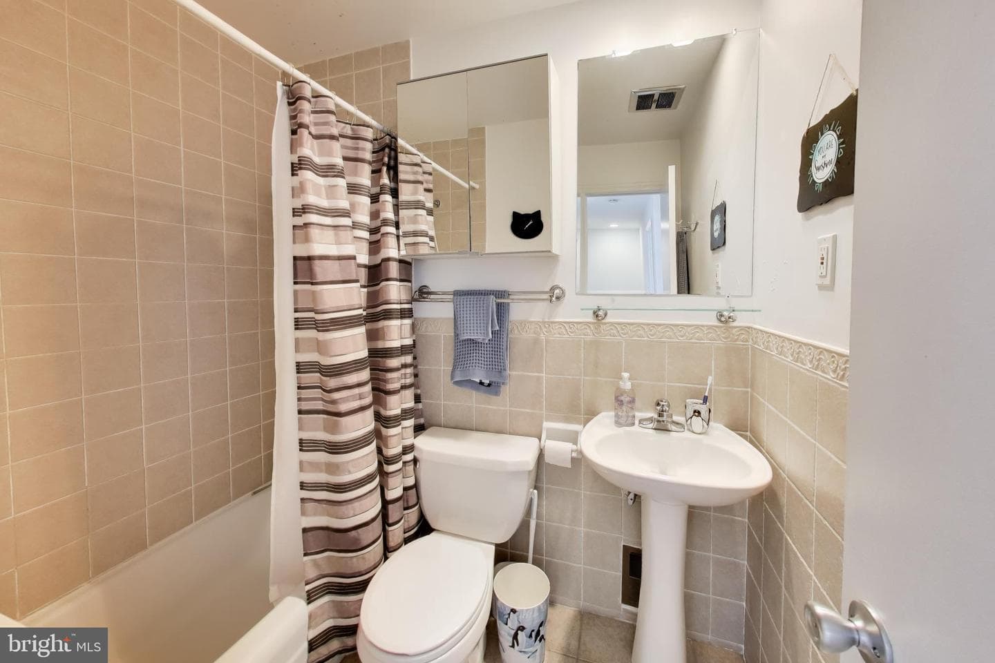 5946 Westchester Park Drive photo 24