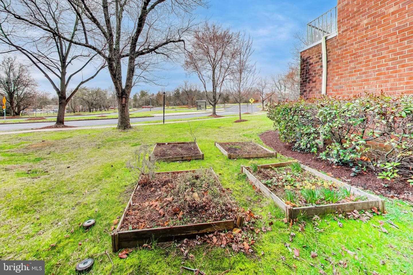 5946 Westchester Park Drive photo 31