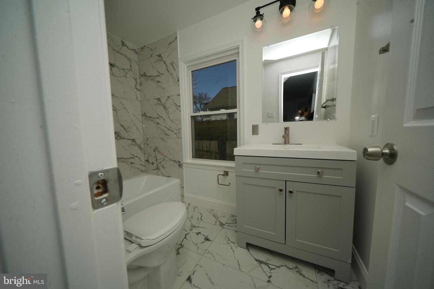 6122 54th Avenue photo 10