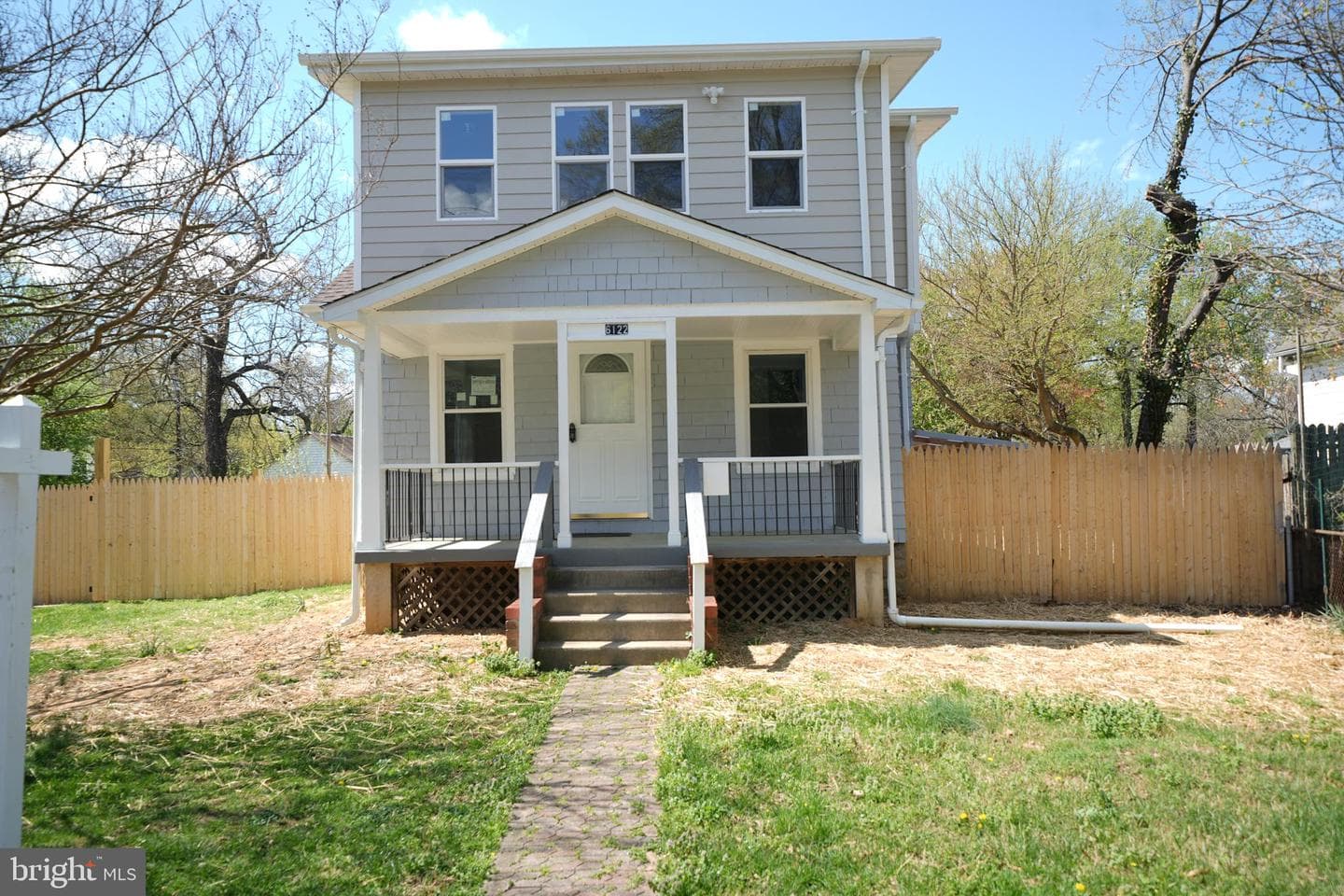 6122 54th Avenue photo 2