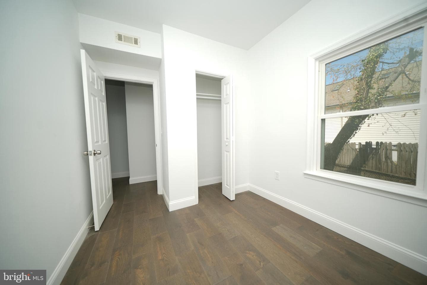 6122 54th Avenue photo 8