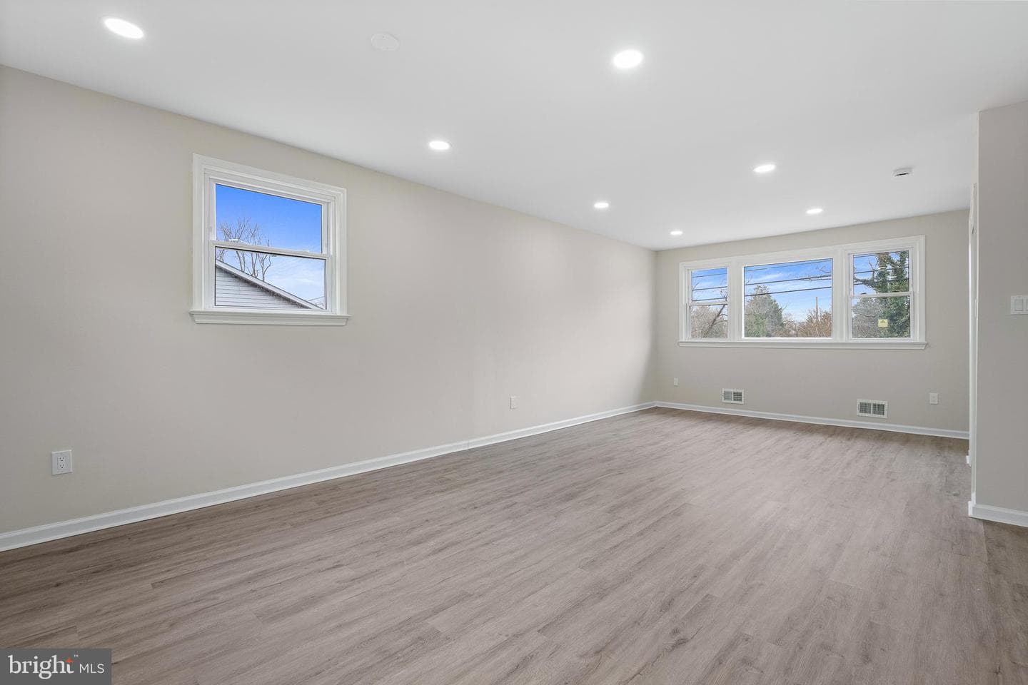 7804 Darcy Road photo 10