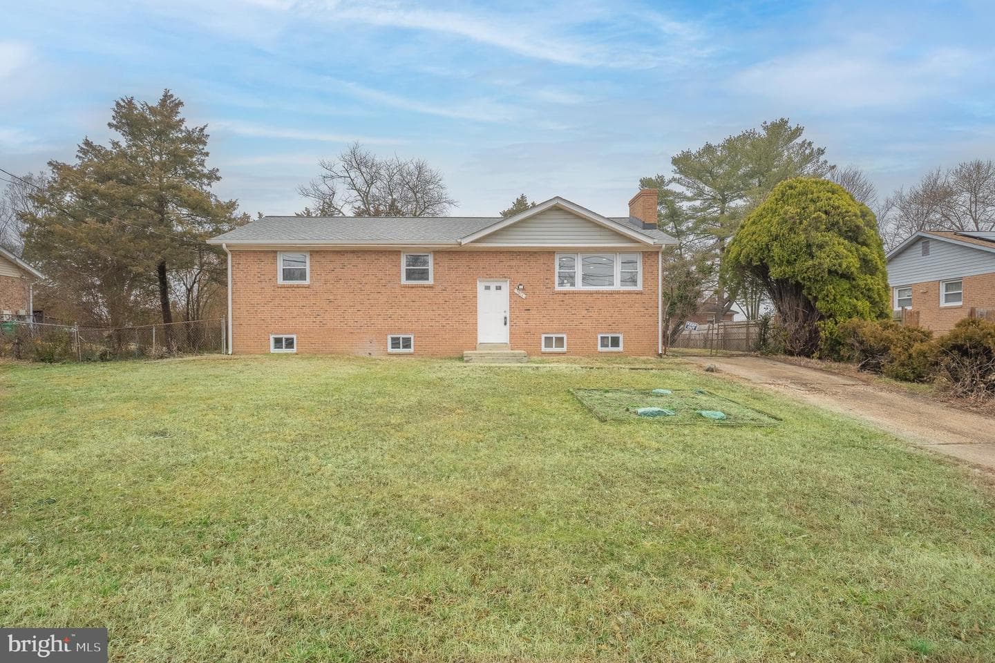 7804 Darcy Road photo 2