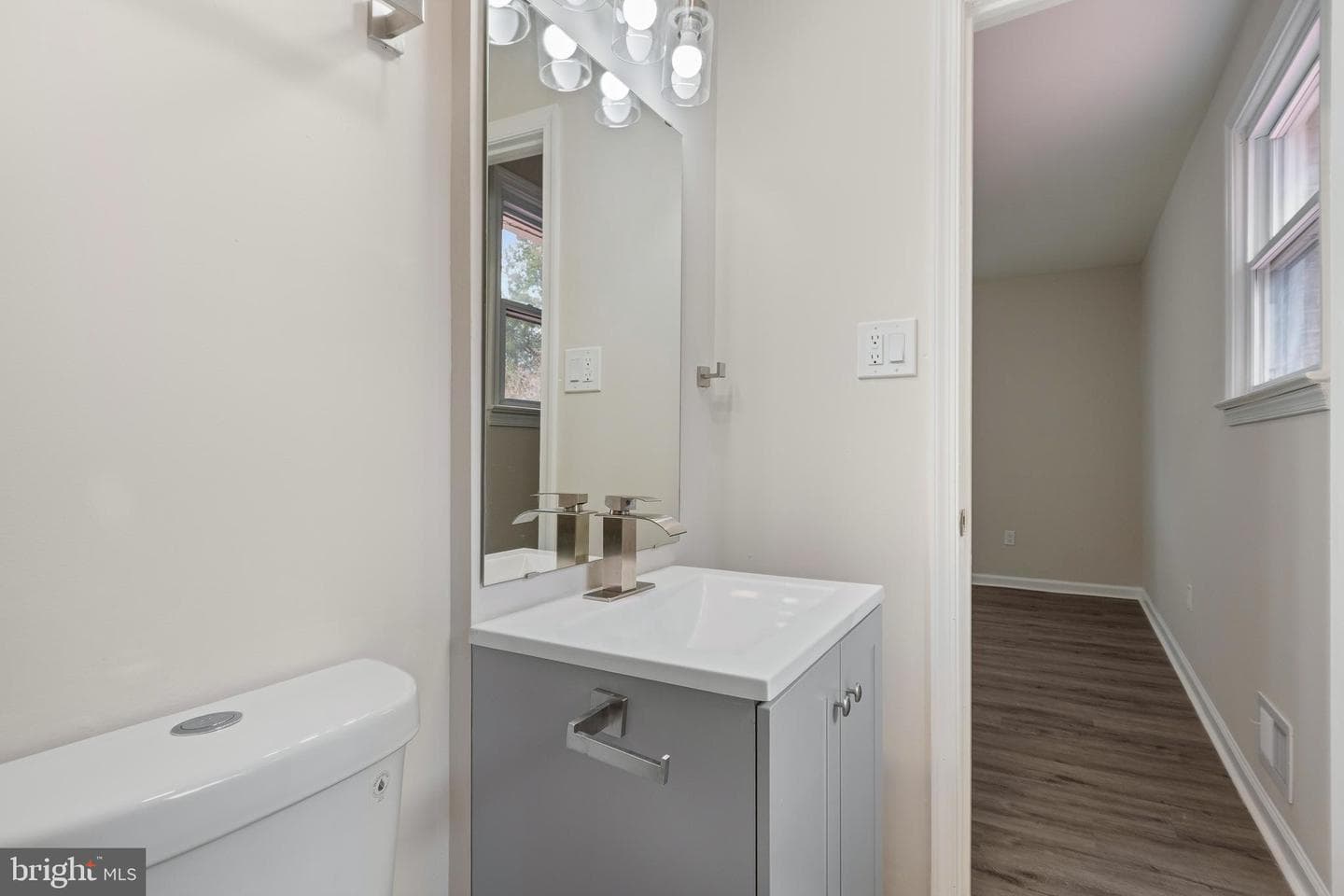 7804 Darcy Road photo 39